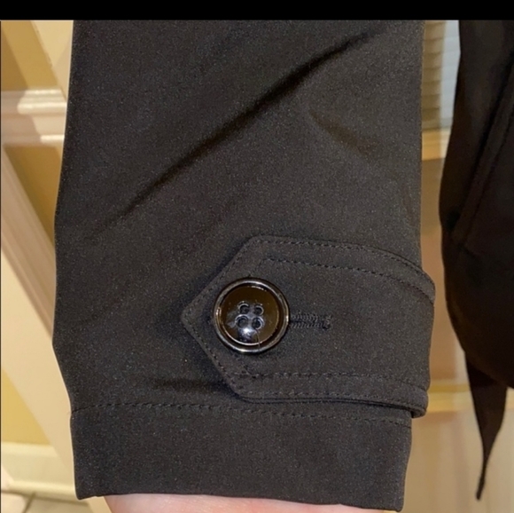 Covington Black Light Coat - Picture 11 of 11